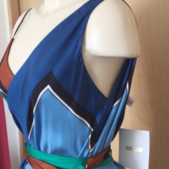 DIANE VON FURSTENBERG Scarf Hem Tiered Midi Dress - Picture 5 of 8